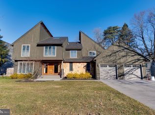 105 Rue Du Bois, Cherry Hill, NJ 08003