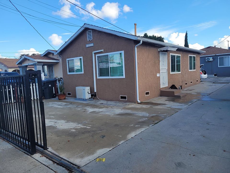 1st image of 10914 Acacia Ave
