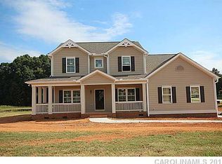 875 E Stallion Spirit Trl, Clover, SC 29710