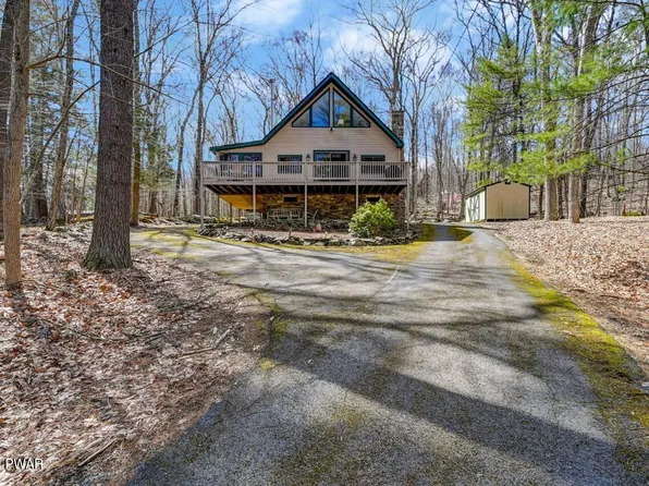 112 Militia Ct, Lackawaxen, PA 18435