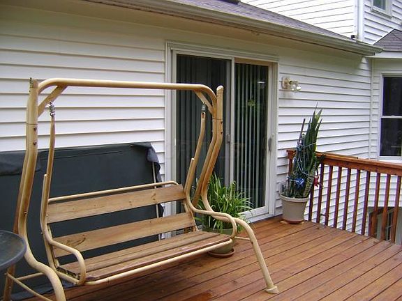3rd image of 1365 Shelby Cir