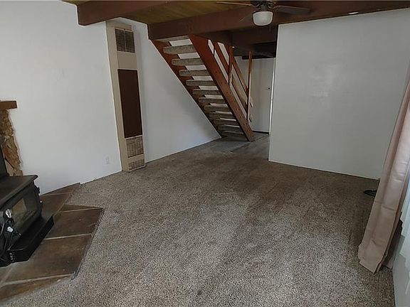 5th image of 328 San Bernardino Dr