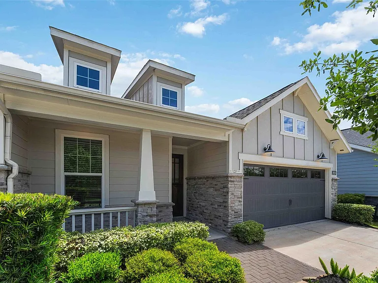 11926 Symphony Park Ct — Photo 3