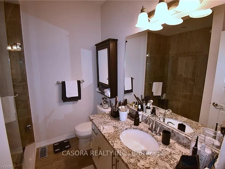 2362 New St #5 — Photo 15
