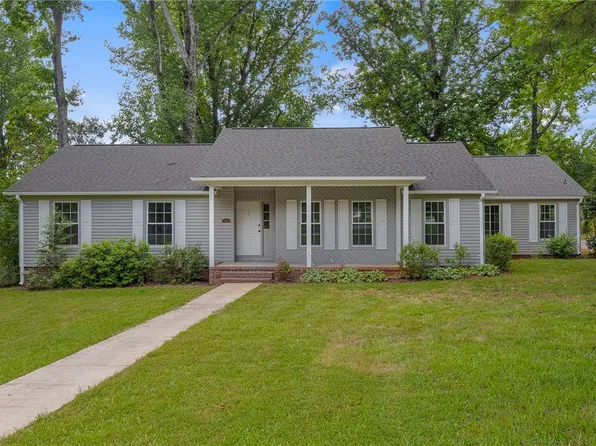 102 Willow Pond Ln, Piedmont, SC 29673