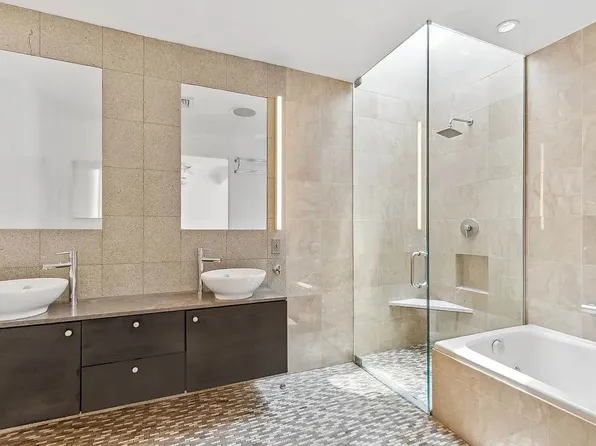 80 Franklin Street image 14 of 24