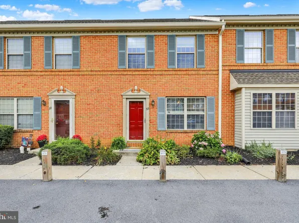 373 Meeting House Ln, Lancaster, PA 17601