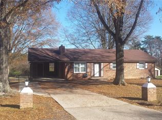 313 Shady Grove Rd, Eden, NC 27288