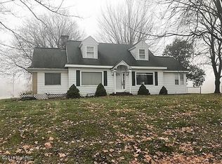 8735 Cottonwood Dr, Jenison, MI 49428