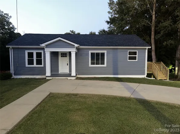 109 S Walnut St, Salisbury, NC 28146