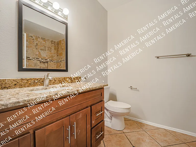 15050 N Thompson Peak Pkwy #2050 — Photo 14