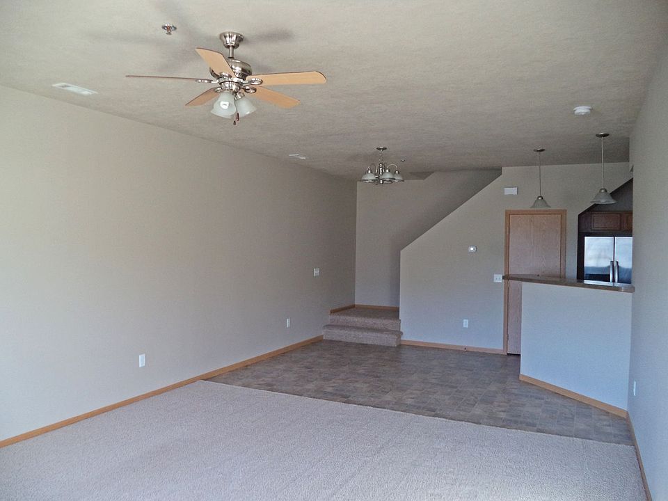 The Heights Condos Apartment Rentals Minot, ND Zillow