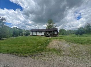 7135 Township Road 466, Lakeville, OH 44638
