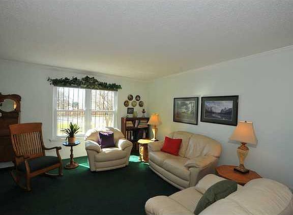 3rd image of 217 Montebello Dr #El