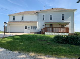 8388 S Brooklyn Rd, Rochelle, IL 61068