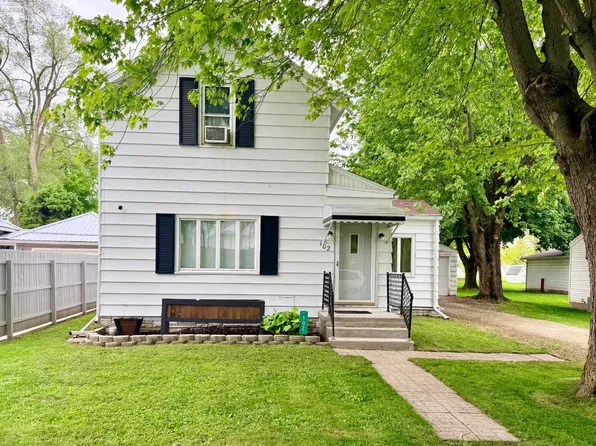 102 Wilson St, Bettsville, OH 44815