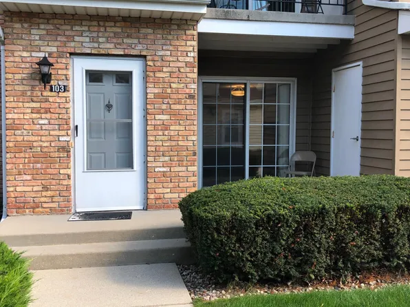 7000 Mariner Dr Unit 103, Racine, WI 53406