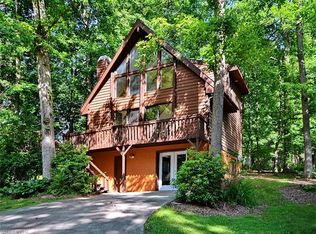 84 N Garden Ct, Fletcher, NC 28732