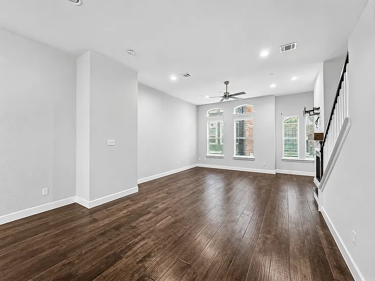 1367 Branchwood Pl — Photo 12