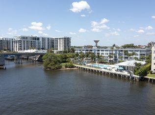 661 E Woolbright Rd #401, Boynton Beach, FL 33435