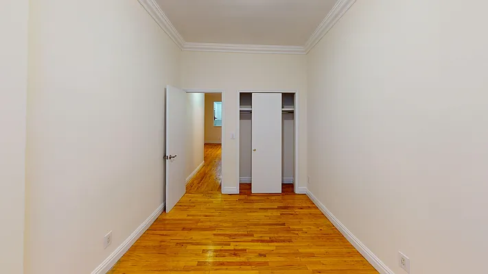 Rented by AZ REALTY NYC LLC | media 8
