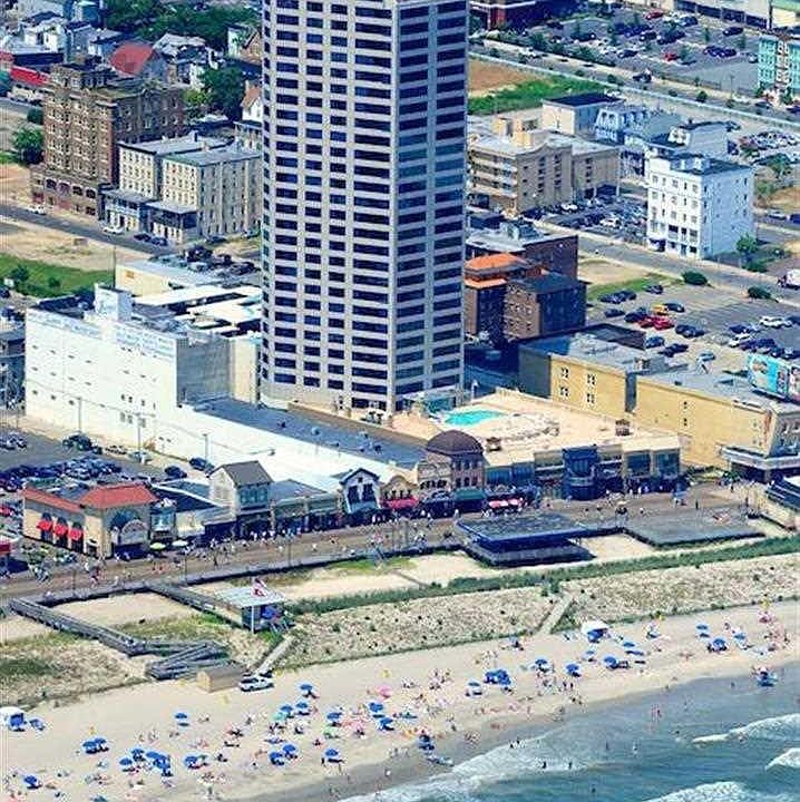 1st image of 1515 Boardwalk #2406