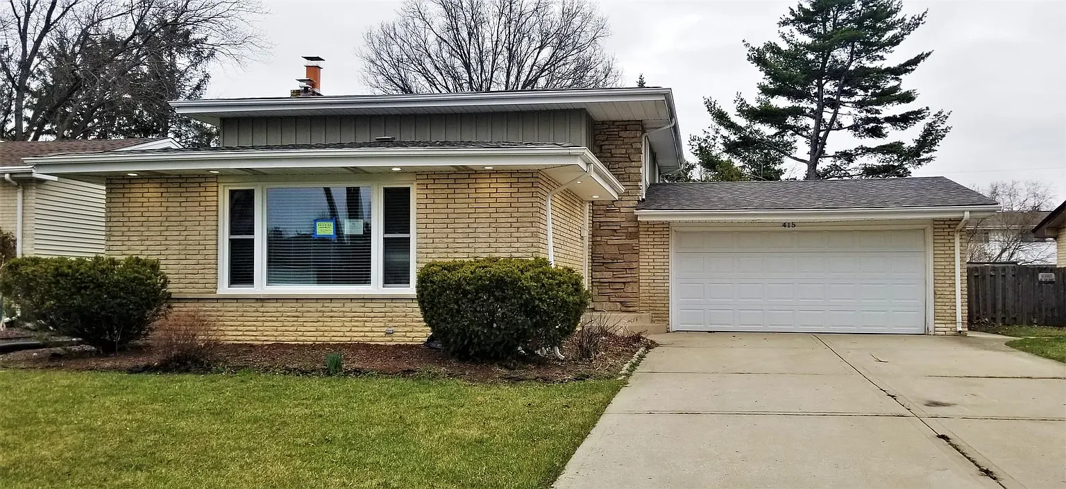 415 N Pioneer Dr photo 1