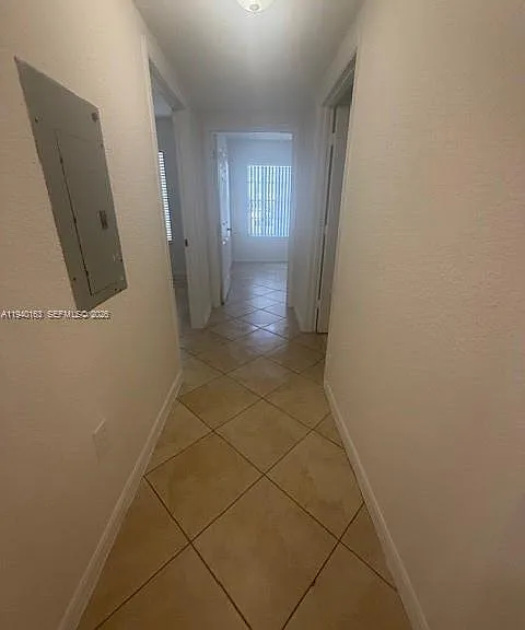 1608 Belmont Ln #1608 — Photo 6