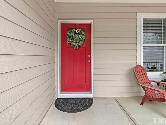 3rd image of 411 Great Smokey Mountain Dr