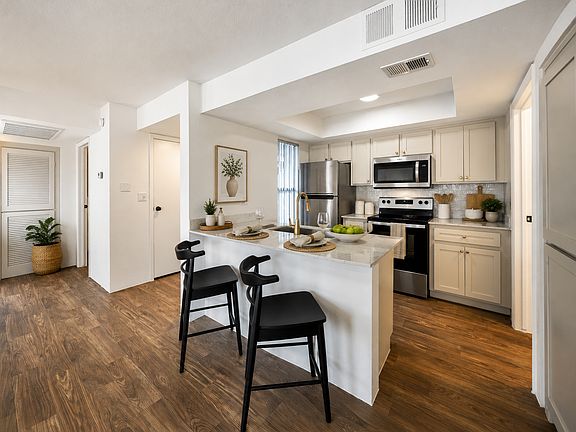 3rd image of 510 S Extension Rd APT 3016