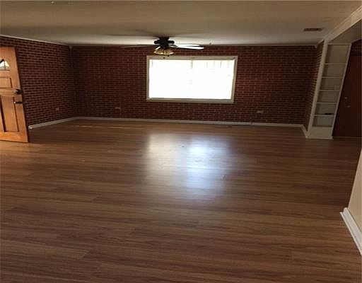 3rd image of 2911 Ryder Ave