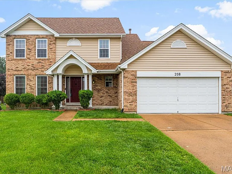208 Kylewood Ct — Photo 1