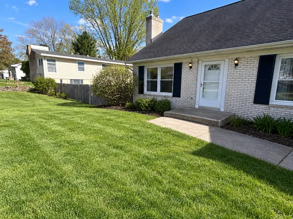 33207 Bernice Ave, Paw Paw, MI 49079