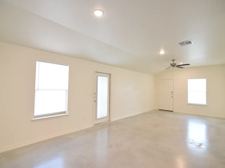 129 Wind Ridge Dr, Copperas Cove — Photo 6