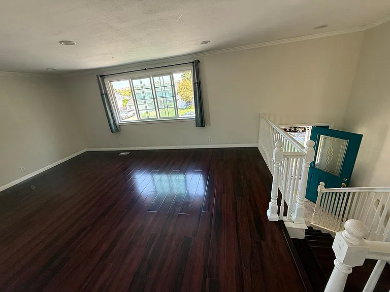 Monterey Way — Photo 9