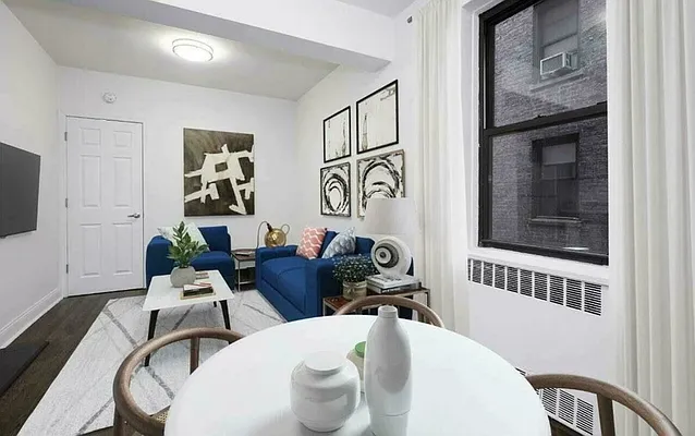 Rented by Compass | media 10