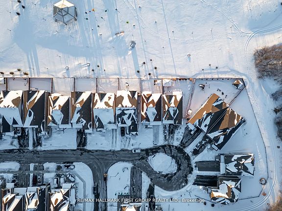 4th image of 20 Capstan Ct