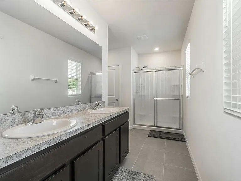 10008 Jadite Pl — Photo 13