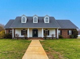 213 Farm Wind Rd, Gaffney, SC 29341