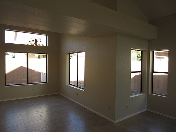4th image of 3078 W Autumn Breeze Dr