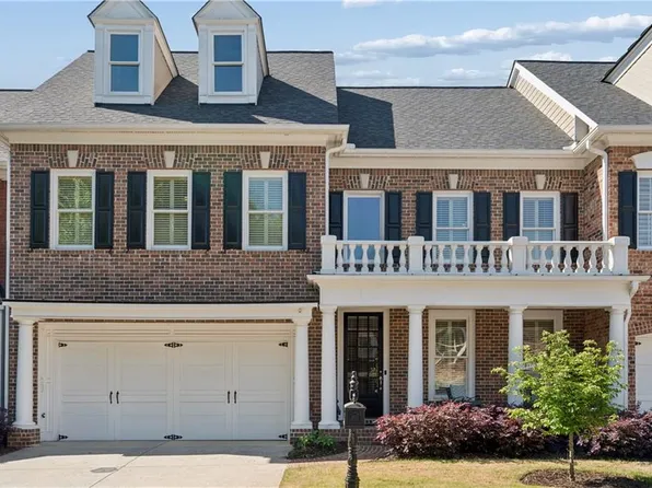 2404 Loxford Ln, Alpharetta, GA 30009