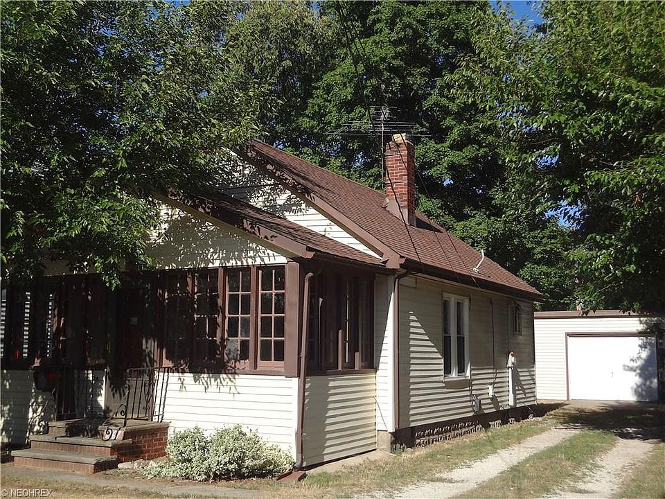 1st image of 1067 Westwood Dr