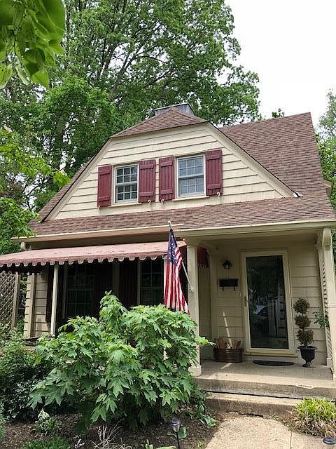 Charming Bungalow/ full basement
