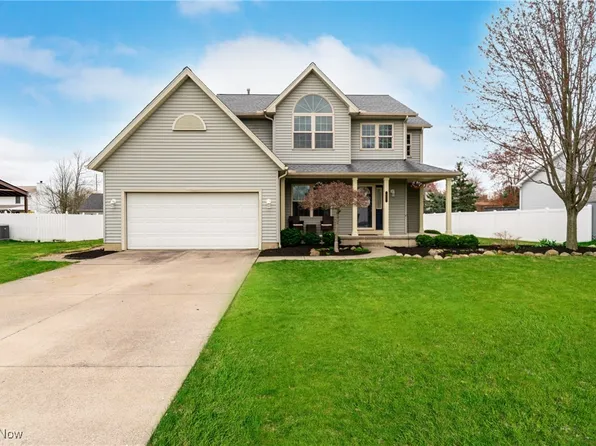 497 Golden Russett Blvd, Amherst, OH 44001