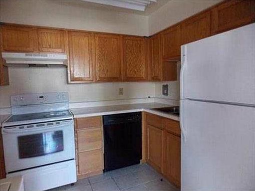 3rd image of 3702 Rockford Hts