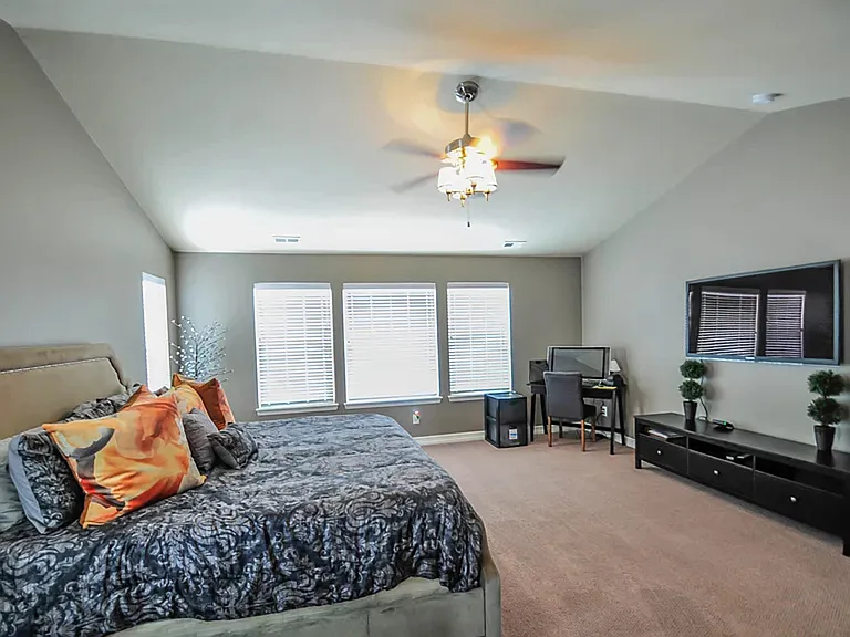 8229 S Country Club Pkwy — Photo 22