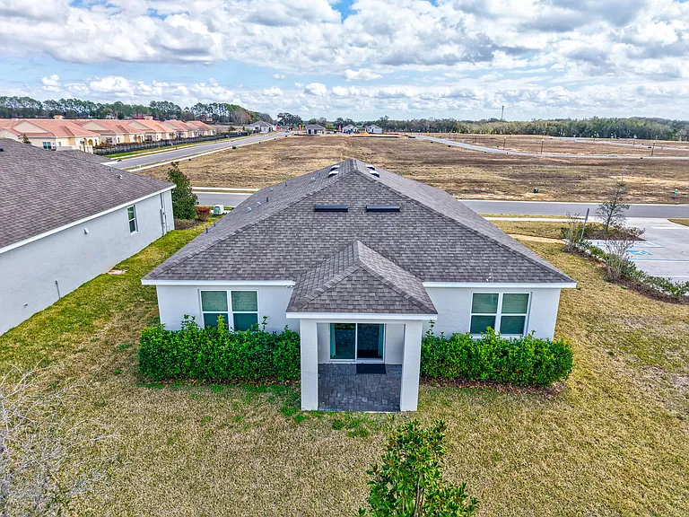 3090 Suraj Cir — Photo 44