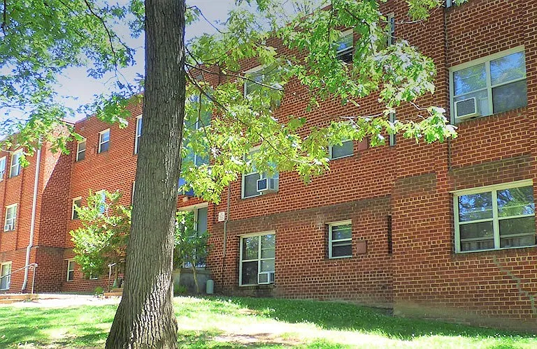Royal Oak Apartments II, LLC — Photo 1
