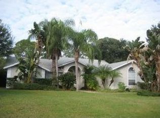 290 Neville Cir NE, Palm Bay, FL 32907