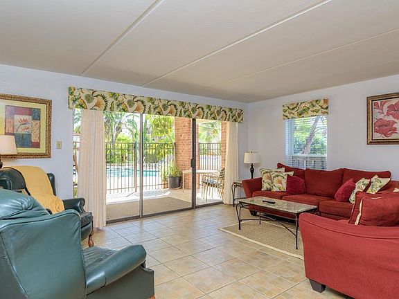 4th image of 110 E Verna Jean Dr APT 101